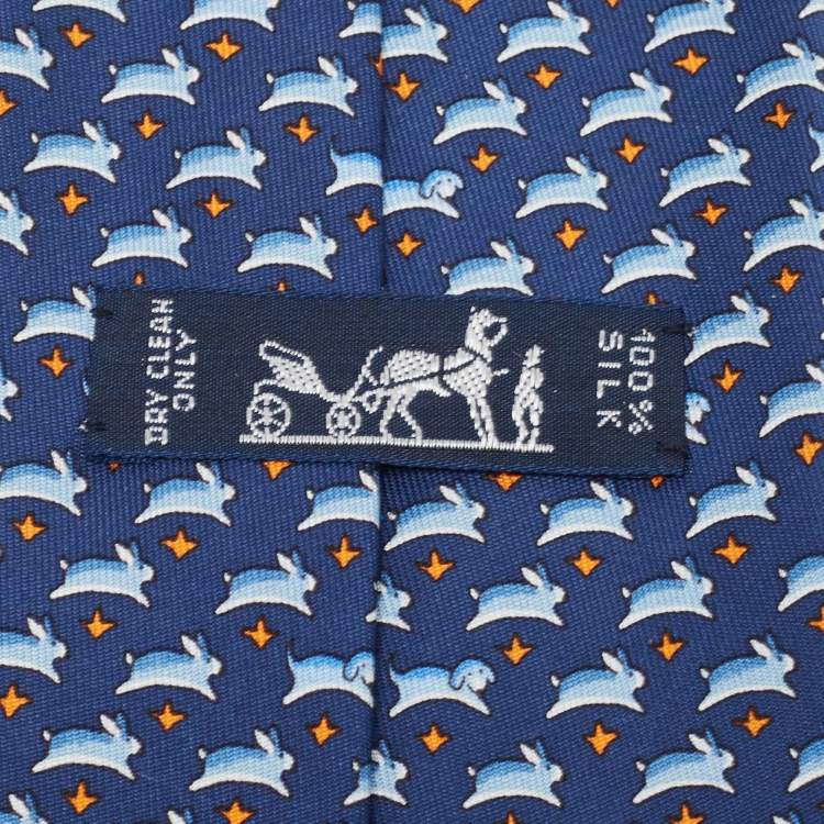 مملوكة مسبقًا Hermes Navy Blue Rabbits Print Silk Traditional Tie