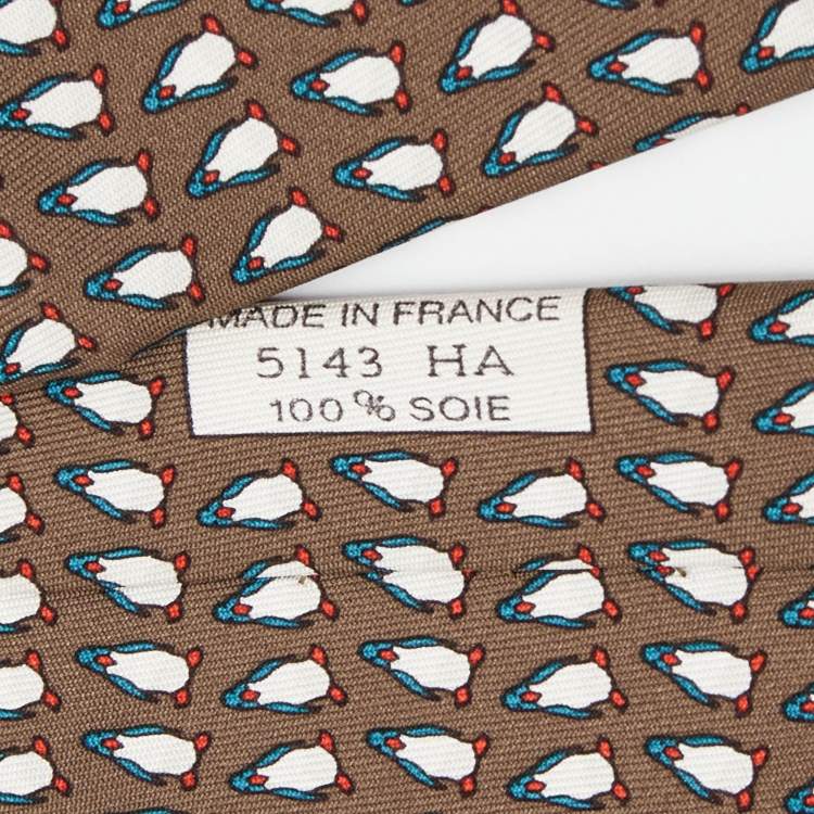 مملوكة مسبقًا Hermes Brown Penguins Print Silk Traditional Tie