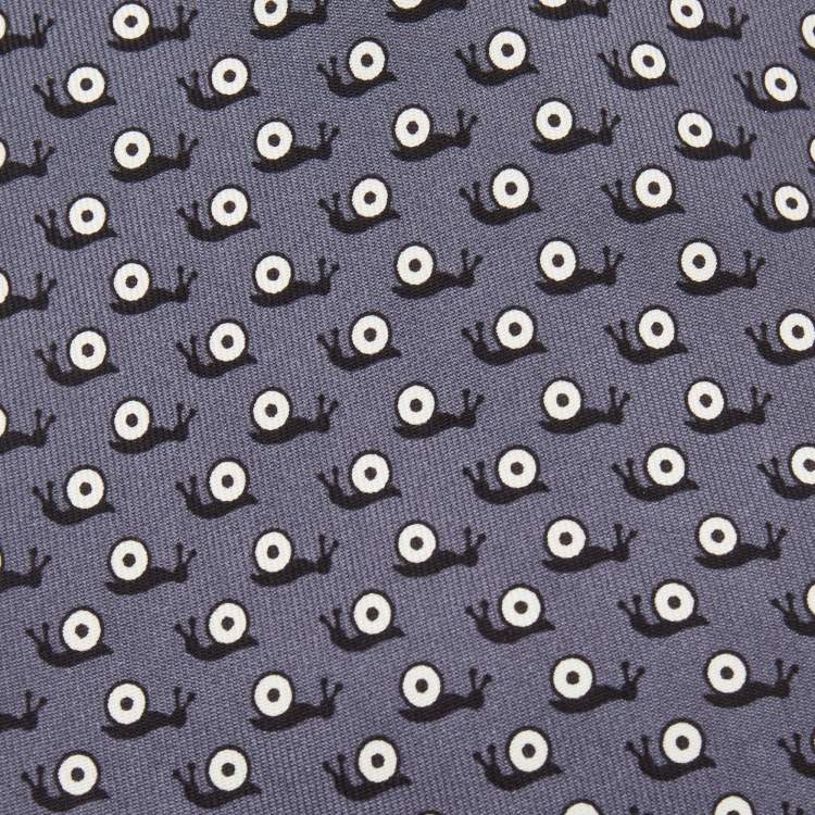 مملوكة مسبقًا Hermes Grey Snail Print Silk Traditional Tie