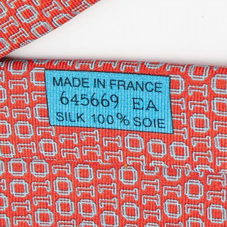 مملوكة مسبقًا Hermes Red Numerical Print Silk Tie