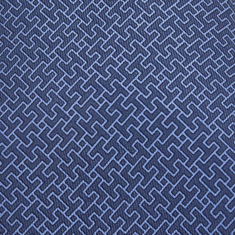 Pre Owned Hermès Navy Blue Labyrinth H Printed Silk Slim  Tie