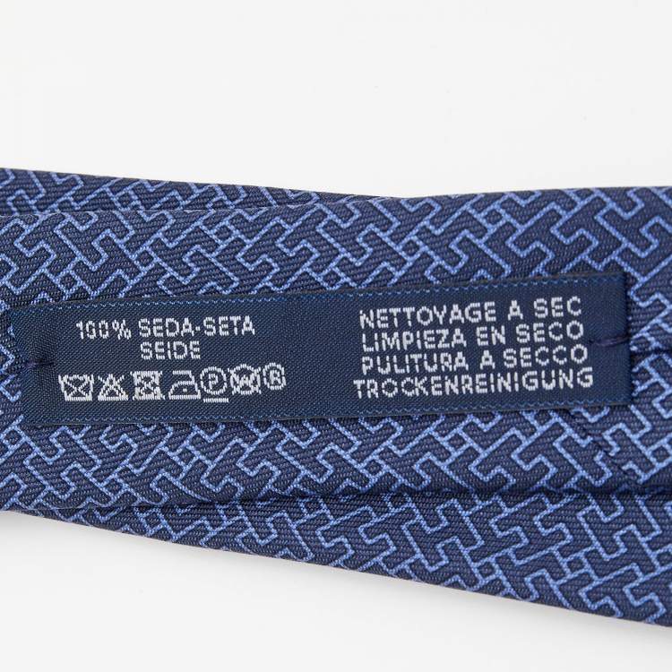 Pre Owned Hermès Navy Blue Labyrinth H Printed Silk Slim  Tie