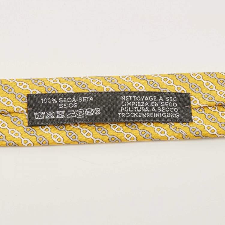Pre Owned Hermès Yellow Levez l'Ancre Printed Silk Slim Tie