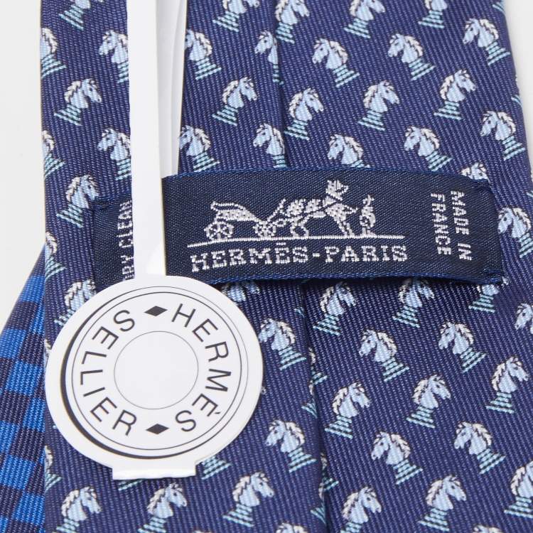 Pre Owned Hermès Navy Blue Echec Et Mat Printed Silk Slim Tie