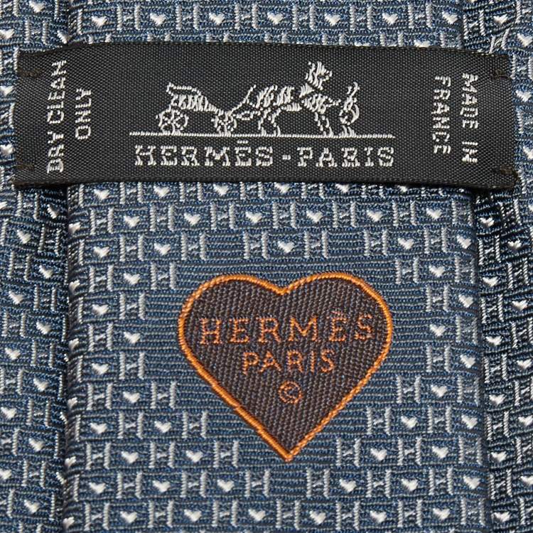 Pre Owned Hermes Blue Heart Patterned Silk Skinny Tie