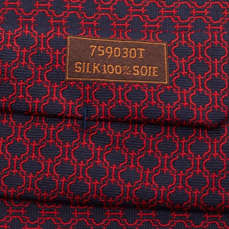 Pre Owned Hermes Navy Blue/Red Horsebit Patterned Silk Traditional Tie