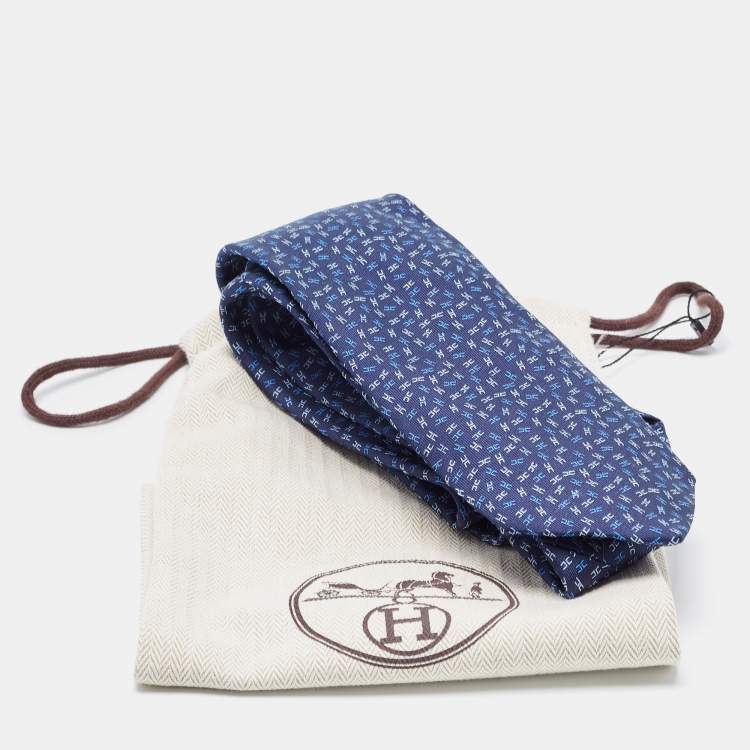Pre Owned Hermes Navy Blue All-Over Patterned Silk Tie