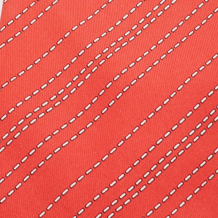 مملوكة مسبقًا Hermes Orange Dotted Diagonal Linear Print Silk Tie 