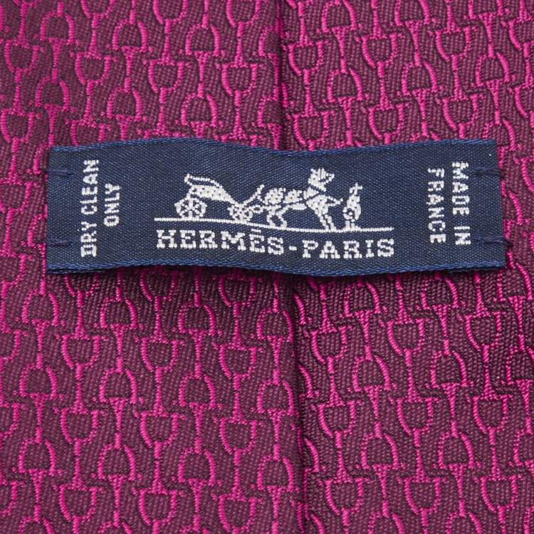 Pre Owned Hermes Dark Pink Horsebit Patterned Silk Tie 