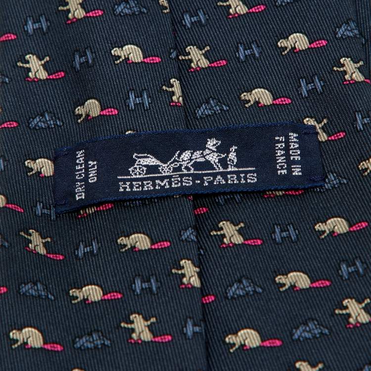 مملوكة مسبقًا Hermès Blue Beaver Castor Construction Print Silk Tie