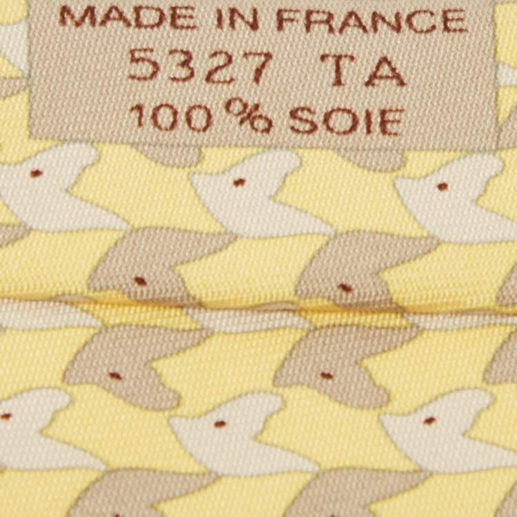 Pre Owned Hermès Yellow Horse Print Silk Traditional Tie