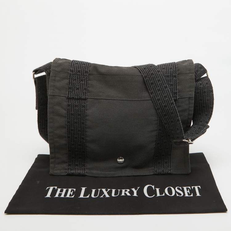 Pre Owned Hermes Grey Canvas Fourre Tout Besace Messenger Bag 