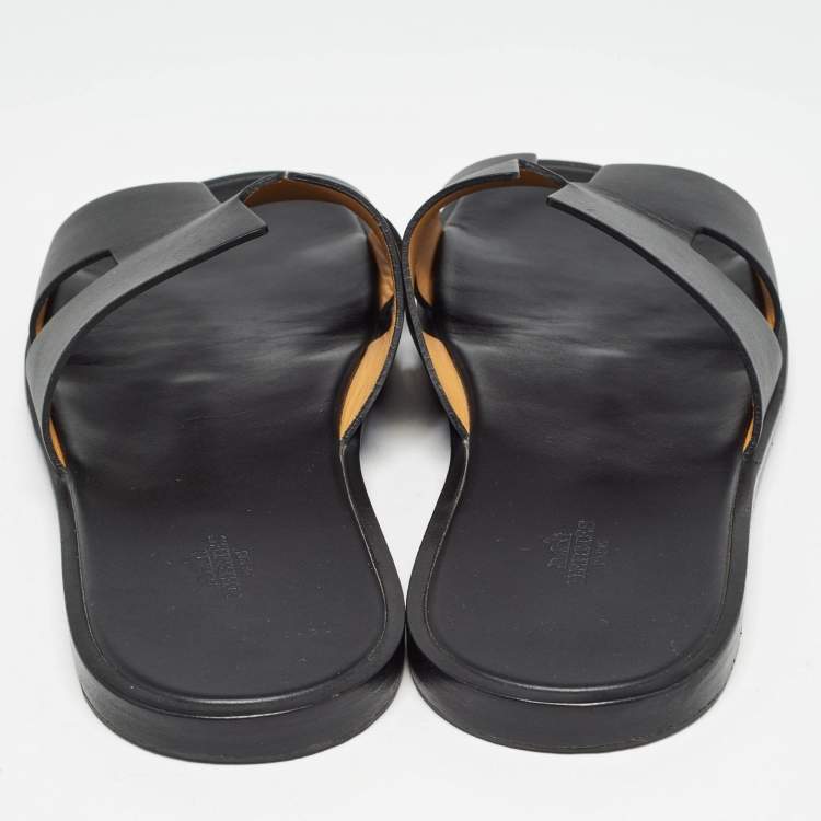مملوكة مسبقًا Hermes Black Leather Izmir Slide Sandals Size 45