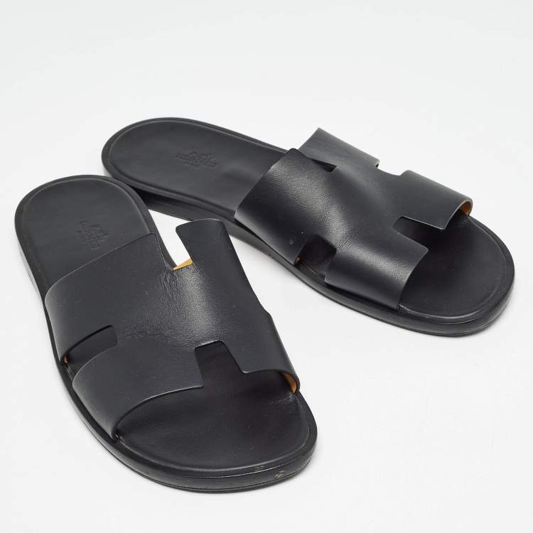 مملوكة مسبقًا Hermes Black Leather Izmir Slide Sandals Size 45