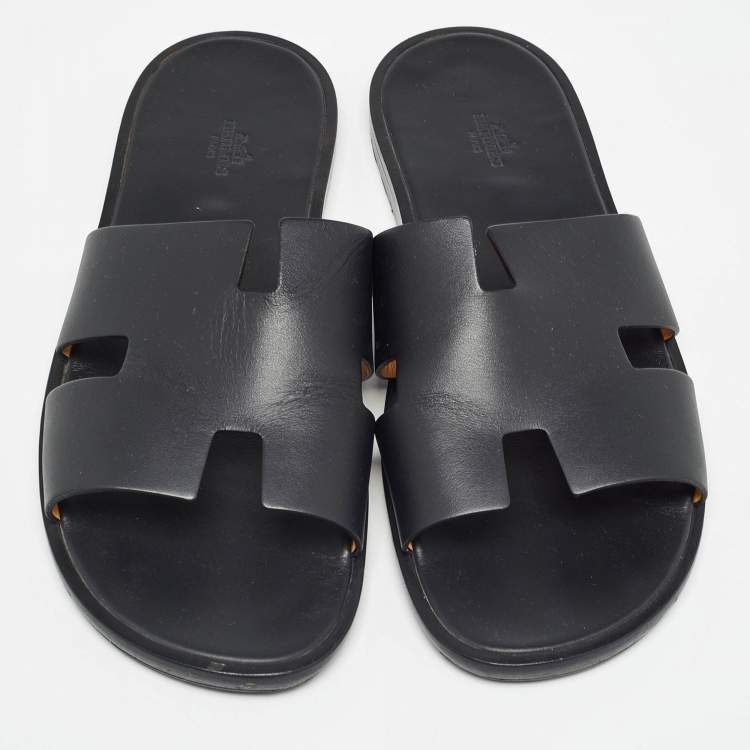 مملوكة مسبقًا Hermes Black Leather Izmir Slide Sandals Size 45