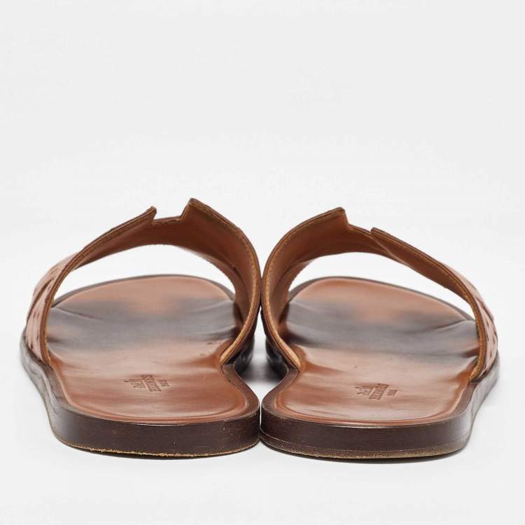 Pre Owned Hermes Brown Ostrich Leather Izmir Slippers Size 42