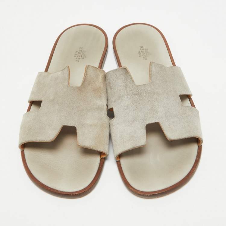 Pre Owned Hermes Grey Suede Izmir Slides Size 43.5