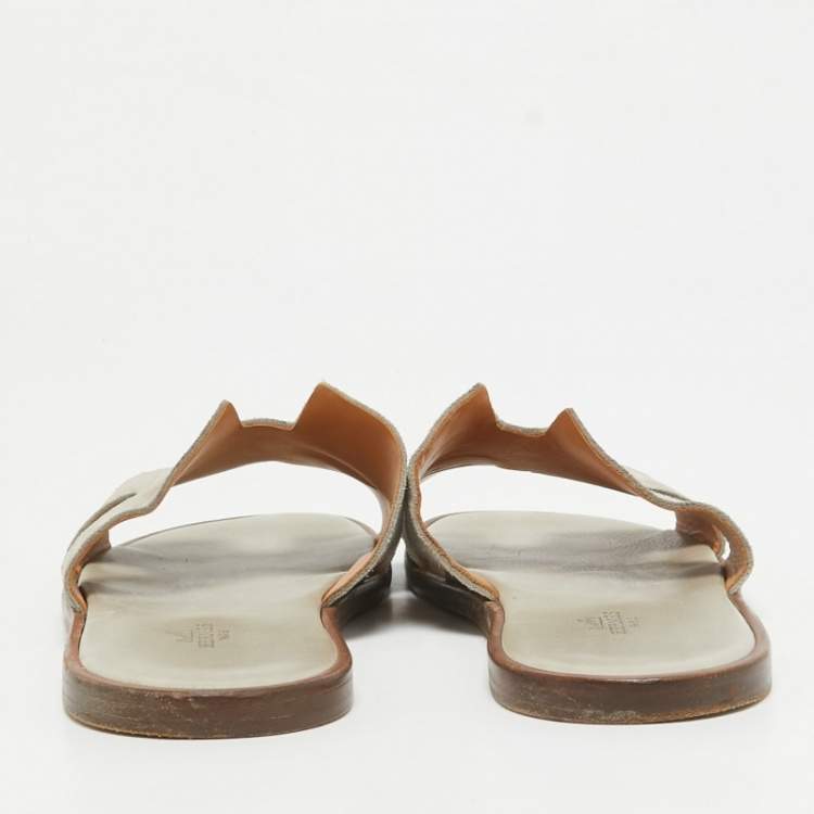 Pre Owned Hermes Grey Suede Izmir Slides Size 43.5