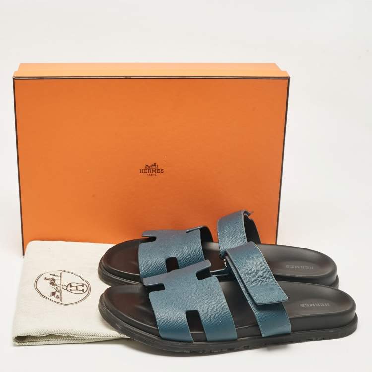 مملوكة مسبقًا Hermes Blue Leather Chypre Sandals Size 44