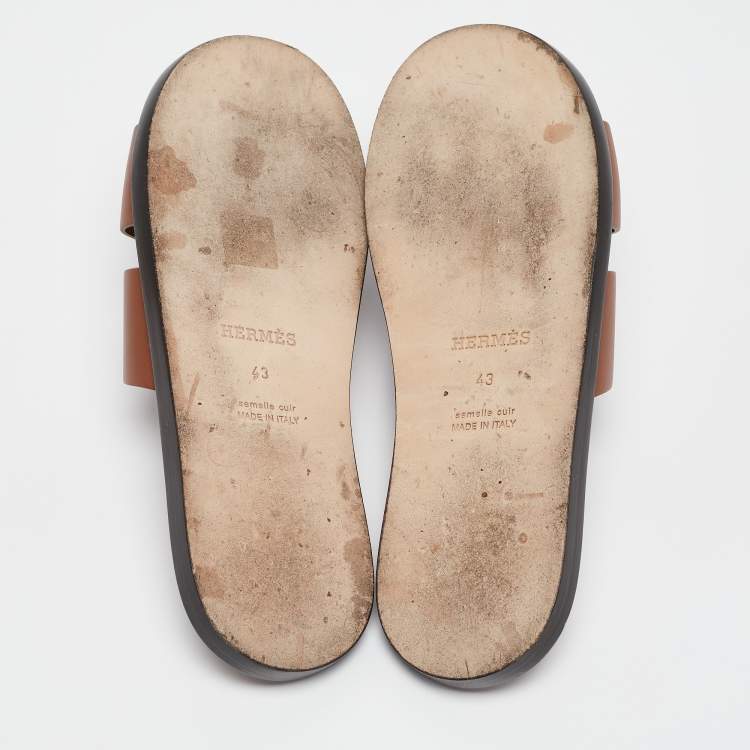 Pre Owned Hermes Brown Leather Izmir Slides Size 43