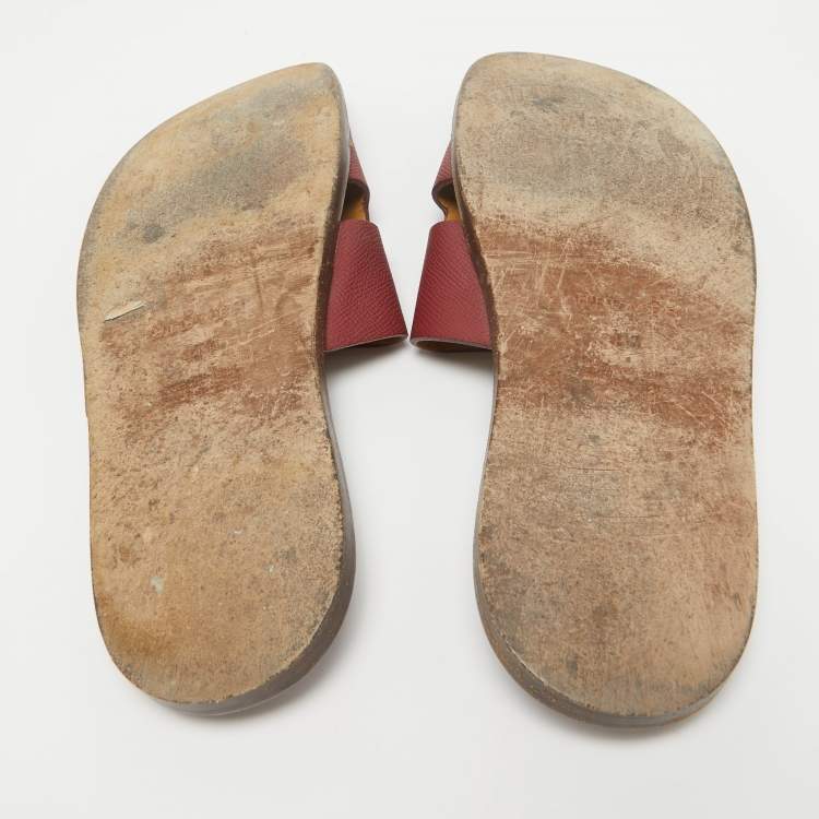 Pre Owned Hermes Burgundy Leather Izmir Slides Size 44.5