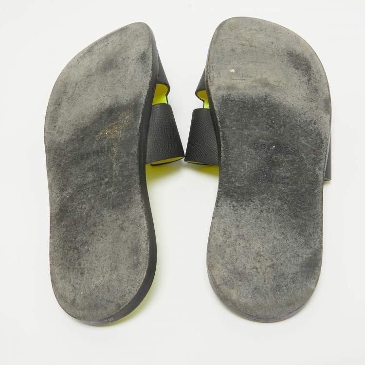 Pre Owned Hermes Black Leather Izmir Slides Size 44.5