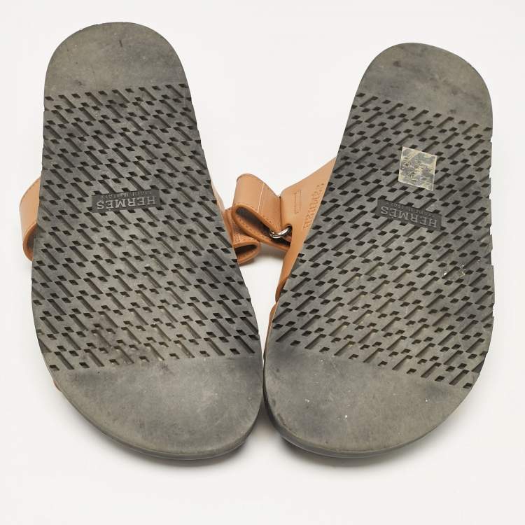Pre Owned Hermes Brown Leather Chypre Flat Sandals Size 41.5