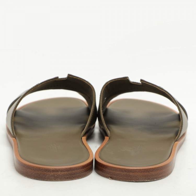 Pre Owned Hermes Green Leather and Canvas Izmir Sandals Size 43