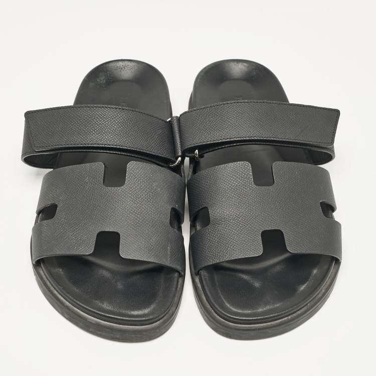 Pre Owned Hermes Black Leather Chypre Flat Sandals Size 41