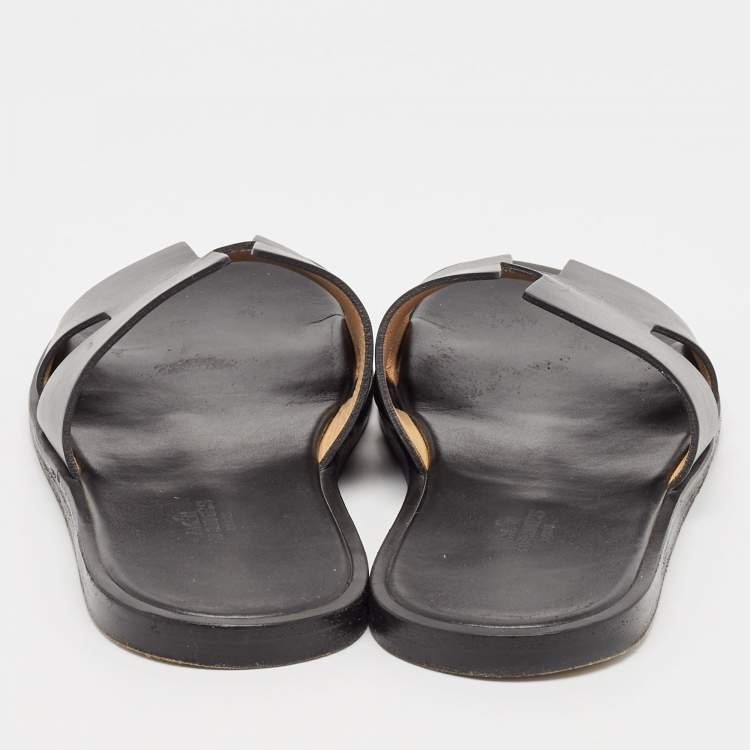 Pre Owned Hermes Black Leather Izmir Flat Slides Size 42