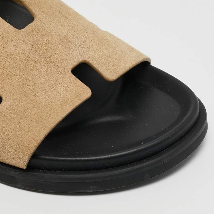 Pre Owned Hermes Beige Suede Chypre Slide Sandals Size 44