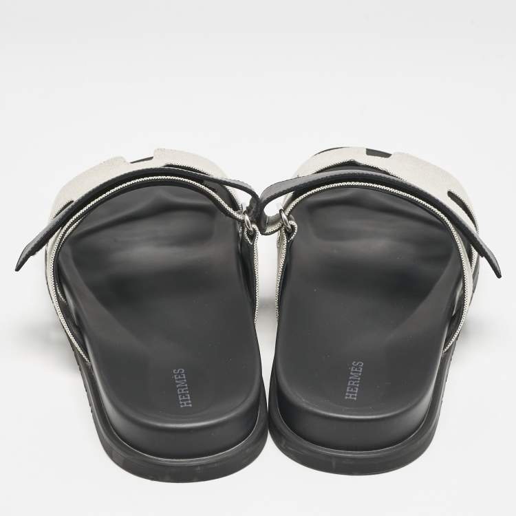 مملوكة مسبقًا Hermès Black/Off White Leather and Canvas Chypre Sandals Size 46