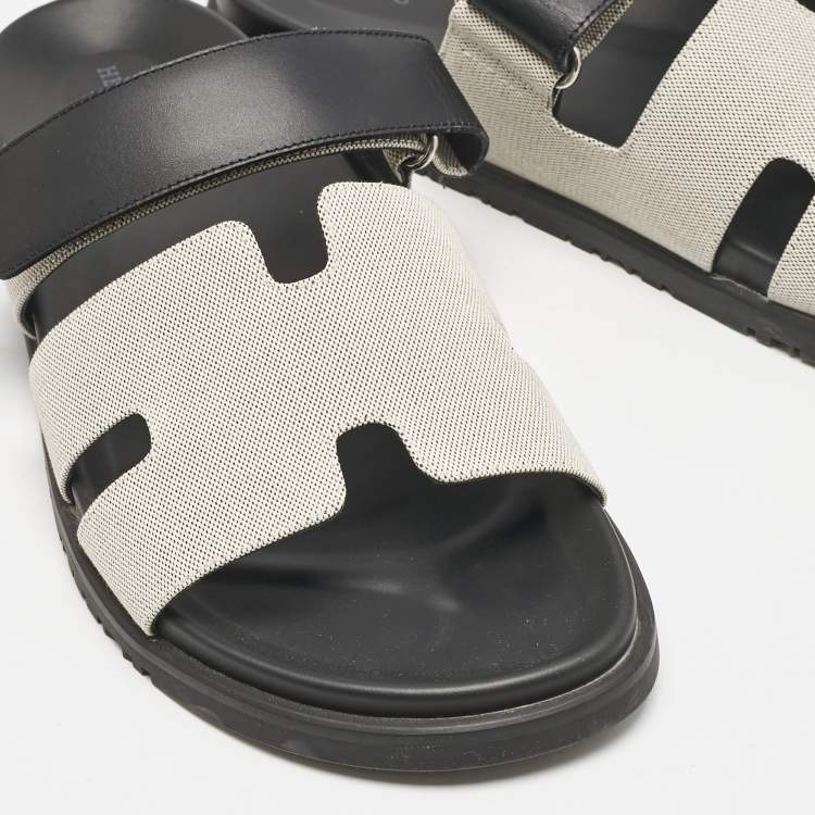 مملوكة مسبقًا Hermès Black/Off White Leather and Canvas Chypre Sandals Size 46
