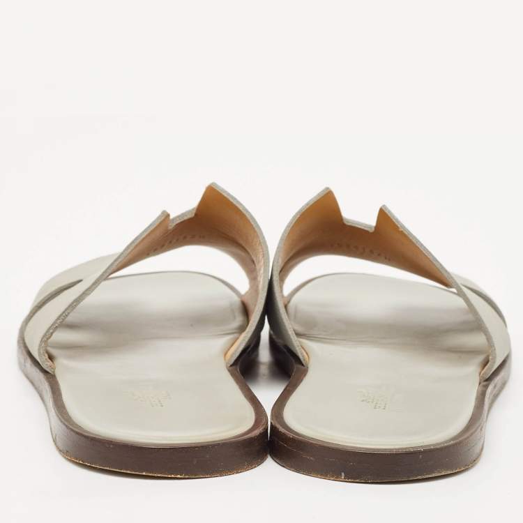 Pre Owned Hermes Grey Leather Izmir Flat Slides Size 41