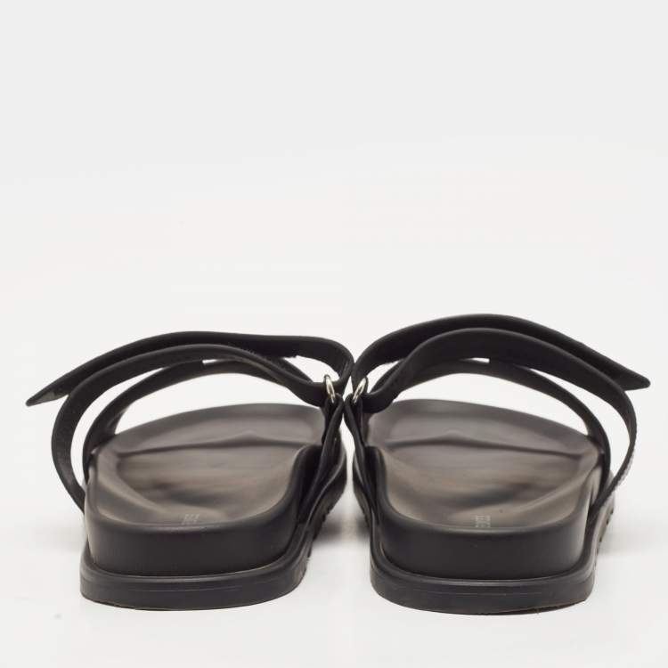 مملوكة مسبقًا Hermes Black Leather Chypre Sandals Size 43