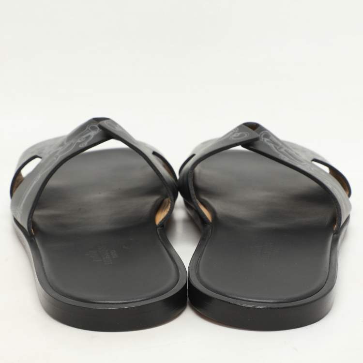 Pre Owned Hermes Black Ferronnerie Print Leather Izmir Flat Sandals Size 44
