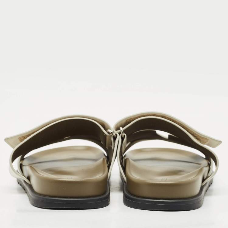 Pre Owned Hermès Off White Leather Chypre Sandals Size 43