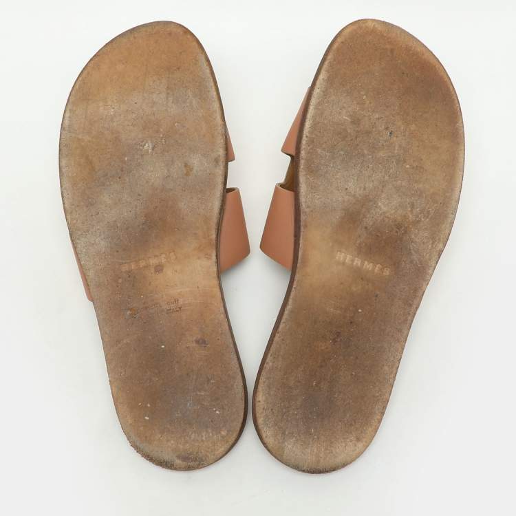 Pre Owned Hermes Beige Leather Izmir Flat Slides Size 41