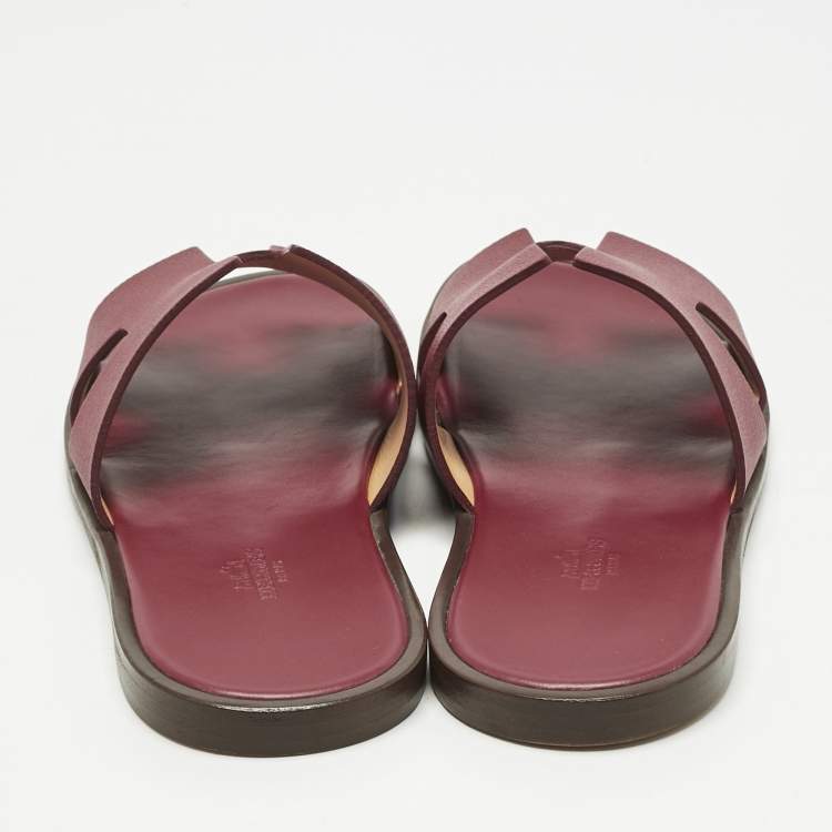 Pre Owned Hermes Burgundy Leather Izmir Flat Slides Size 41