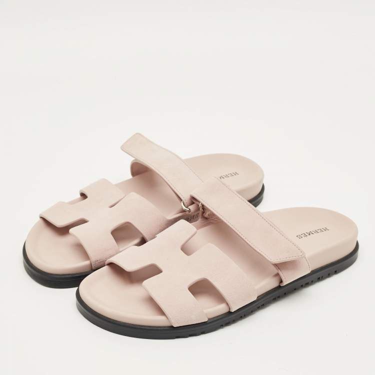 Pre Owned Hermès Beige Suede chypre Flat Sandals Size 40