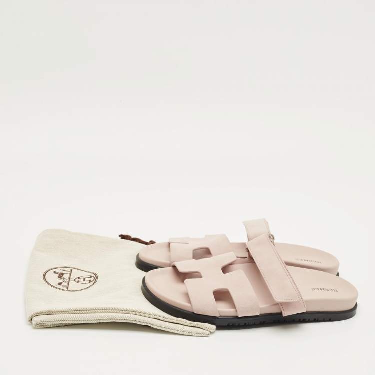 Pre Owned Hermès Beige Suede chypre Flat Sandals Size 40