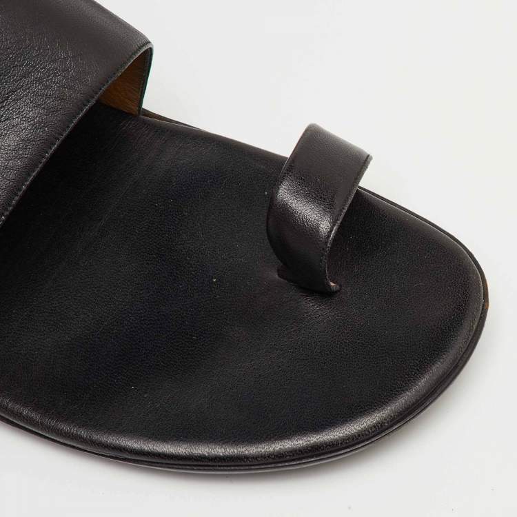 Pre Owned Hermes Black Leather Ring Toe Flat Sandals Size 43