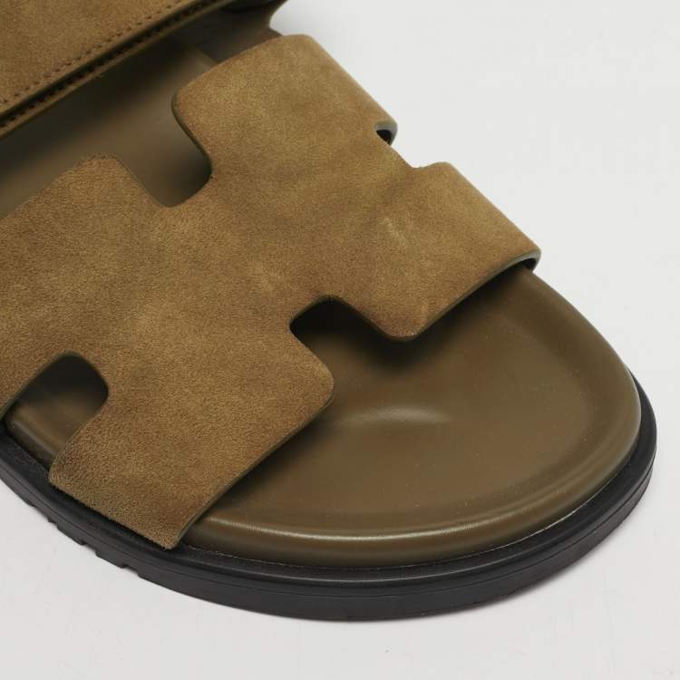 Pre Owned Hermes Chypre Size 42.5 Green Suede Flat Sandals