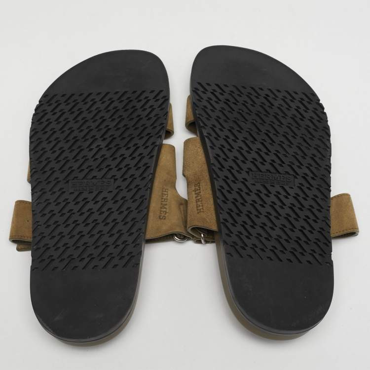 Pre Owned Hermes Chypre Size 42.5 Green Suede Flat Sandals