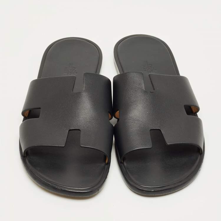 مملوكة مسبقًا Hermès Izmir  Black Leather Flat Sandals Size 44