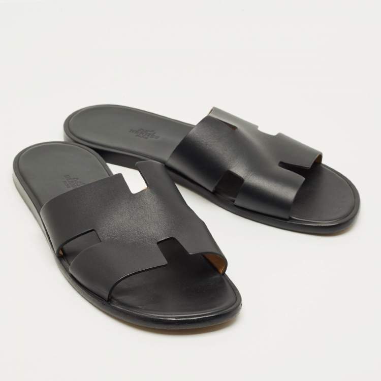مملوكة مسبقًا Hermès Izmir  Black Leather Flat Sandals Size 44