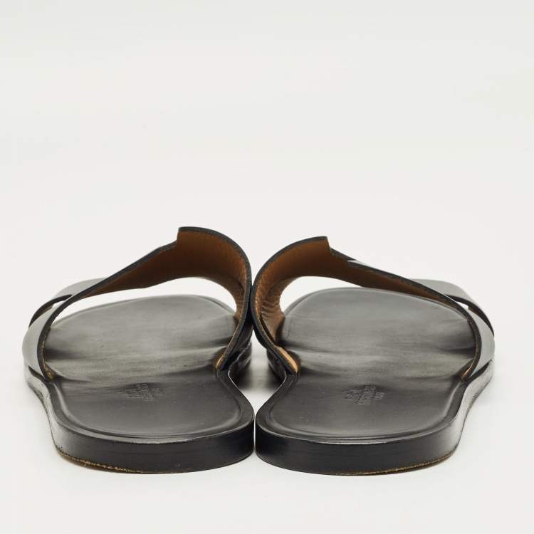 مملوكة مسبقًا Hermès Izmir  Black Leather Flat Sandals Size 44