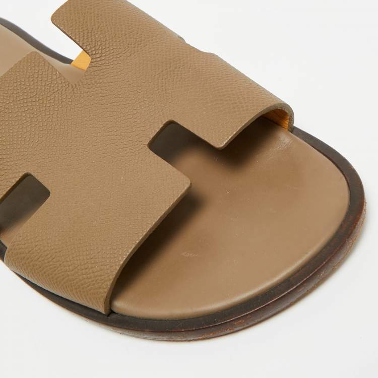 Pre Owned Hermes Izmir Size 42.5 Brown Leather Flat Slides 