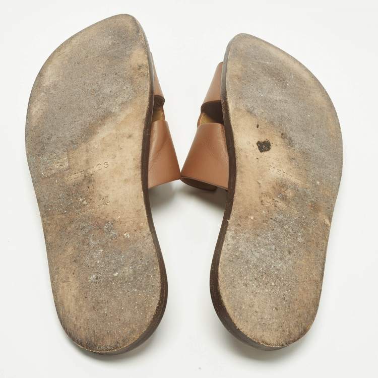 مملوكة مسبقًا Hermes Izmir Size 44 Brown Leather Flat Slide Sandals