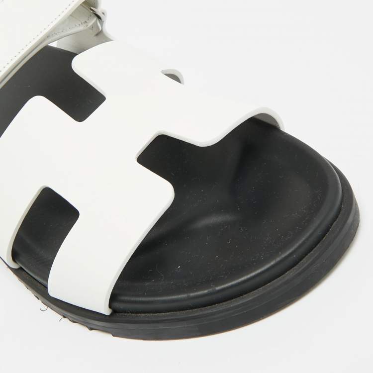 Pre Owned Hermes Chypre Size 41.5 White Leather Flat Slide